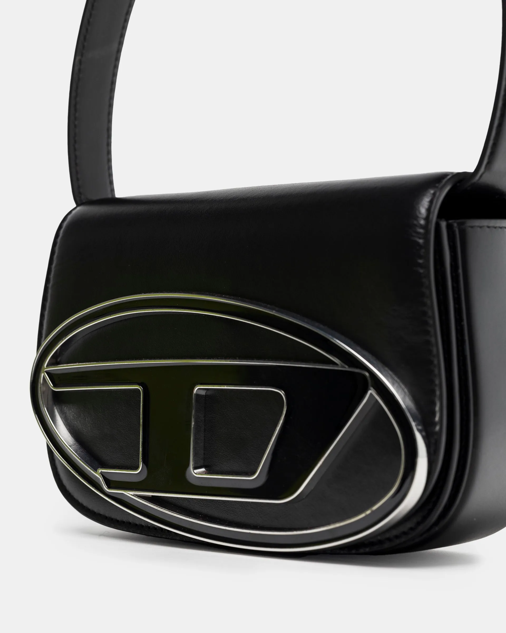 1DR Shoulder Bag in Black