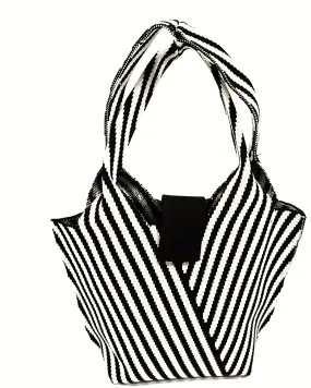 Black and white striped knitted tote bag 3880 - حقيبة