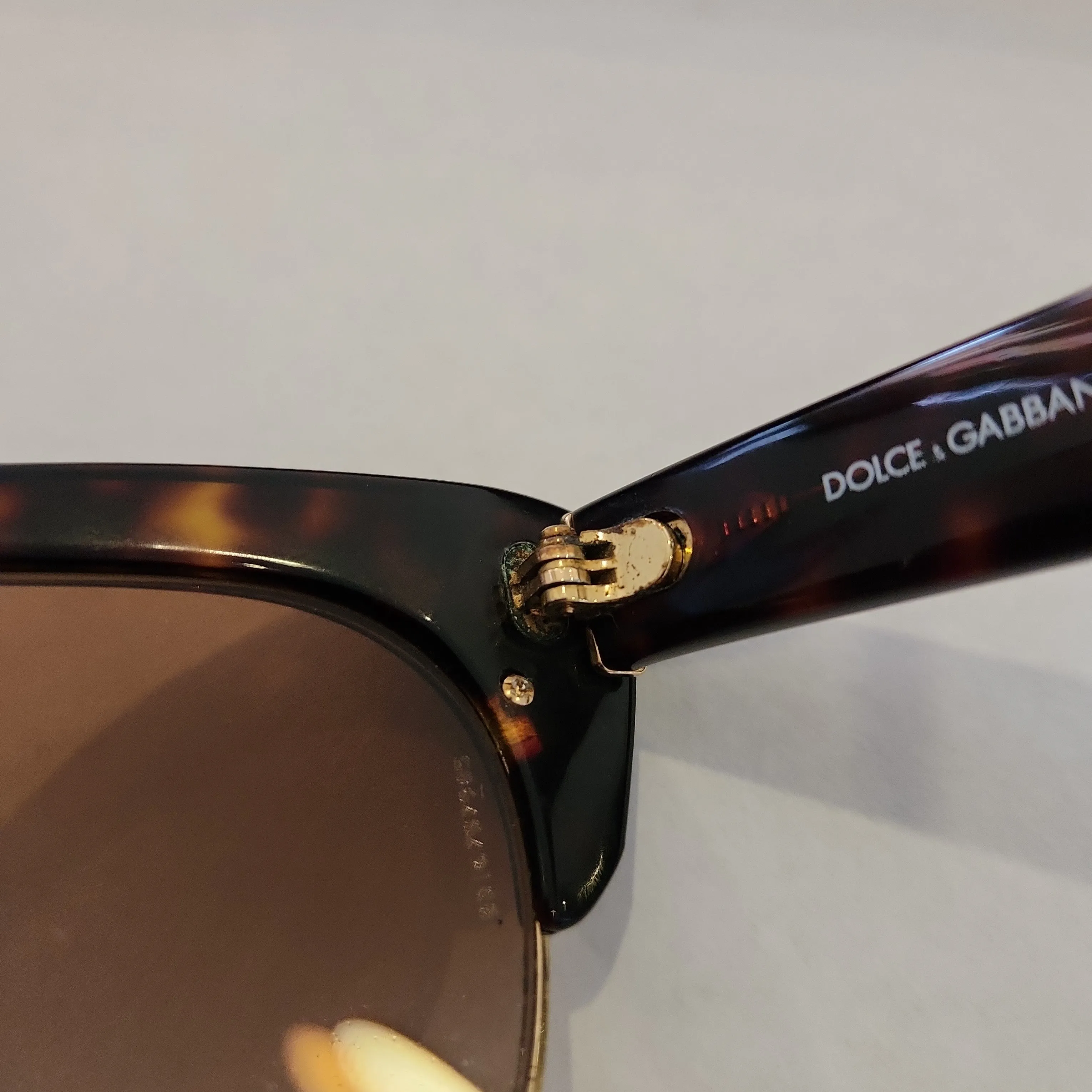 Dolce & Gabbana Brown Gradient DG4277 Cat Eye Sunglasses | Pre Loved |