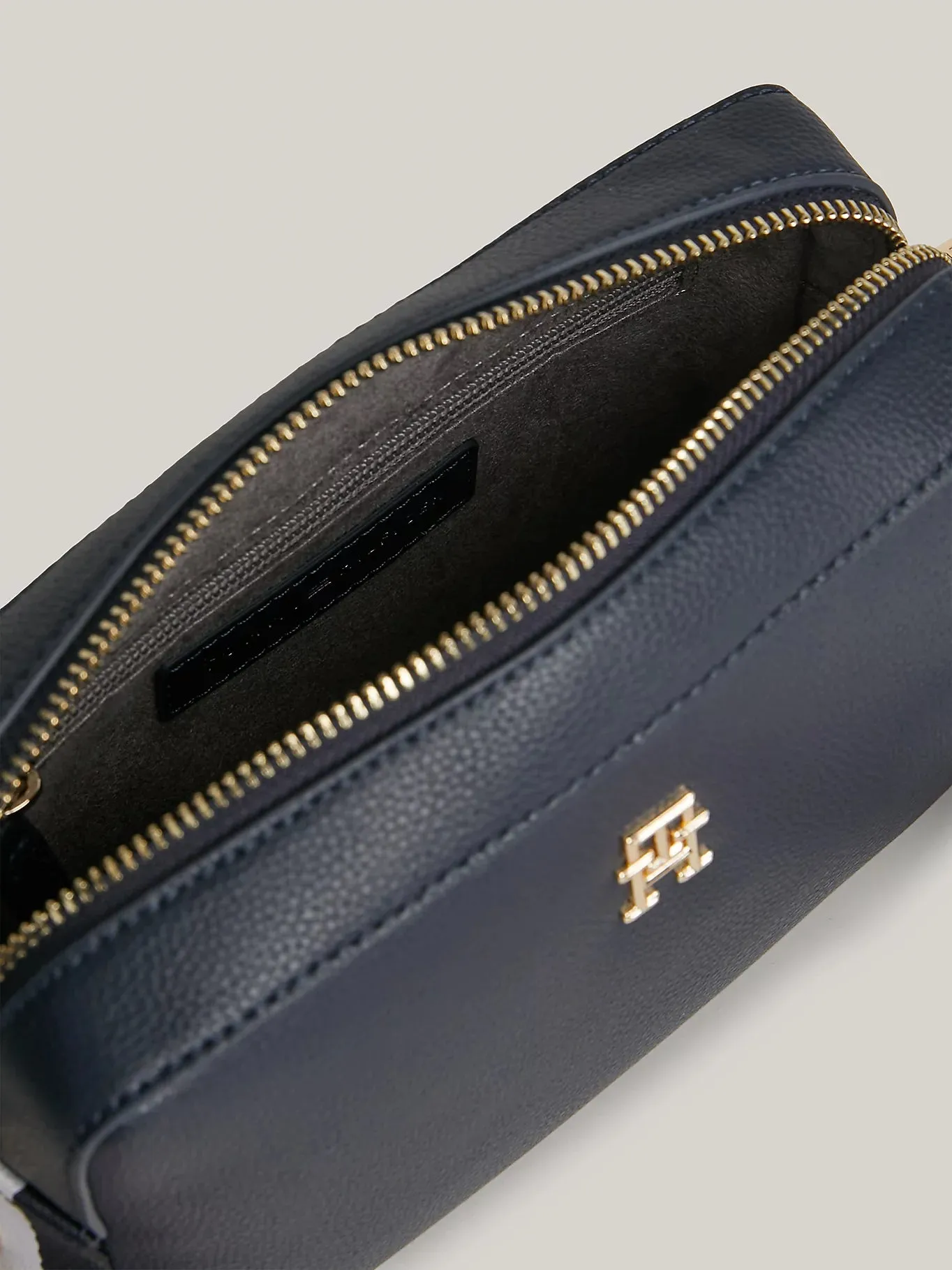 ESSENTIAL SIGNATURE TH MONOGRAM SMALL CAMERA BAG NAVY