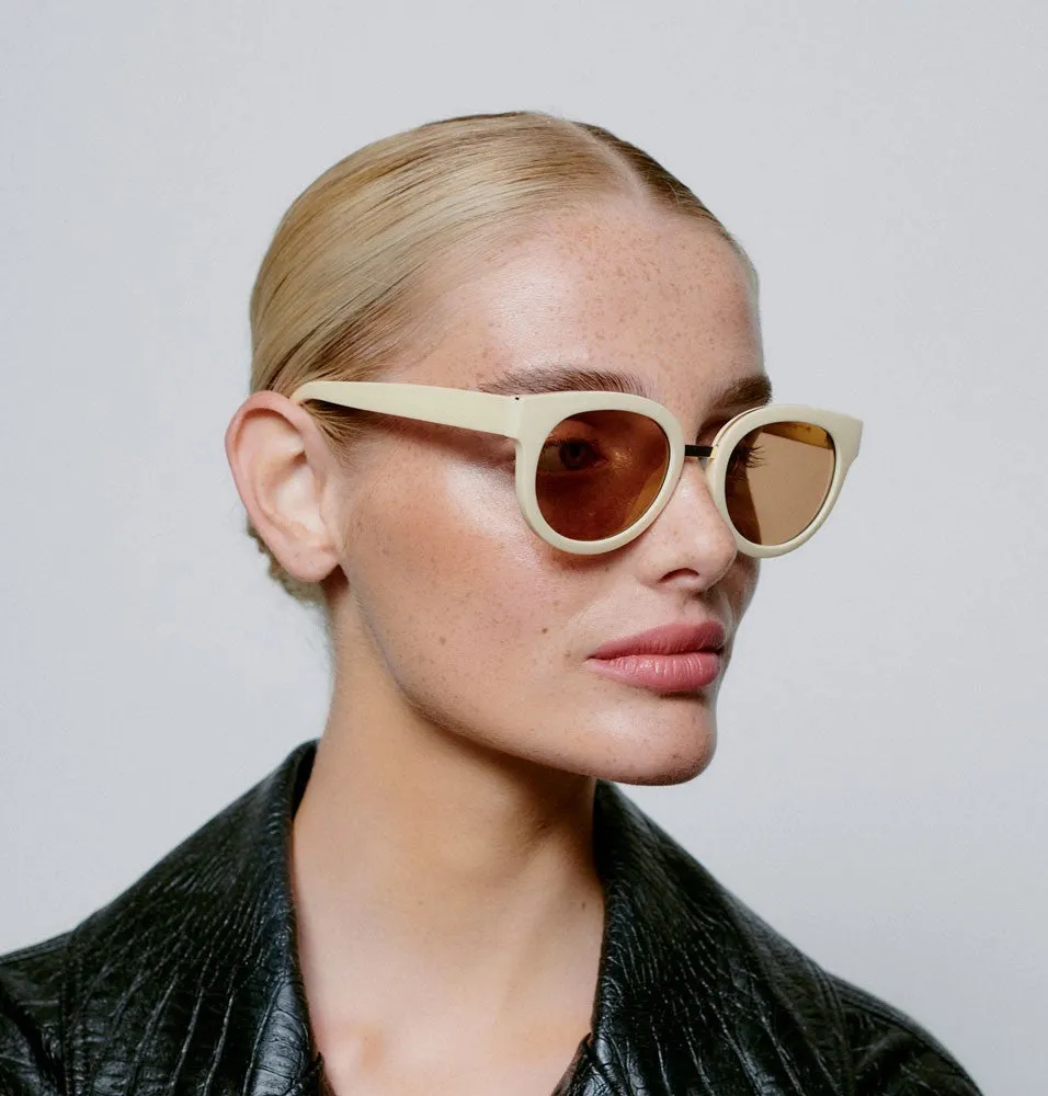 Jolie Sunglasses - Cream