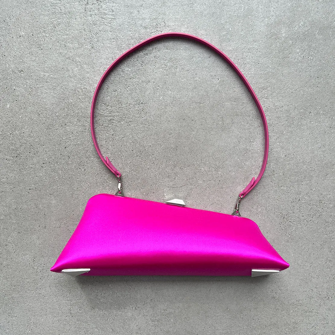 Long Night Clutch, Fushia