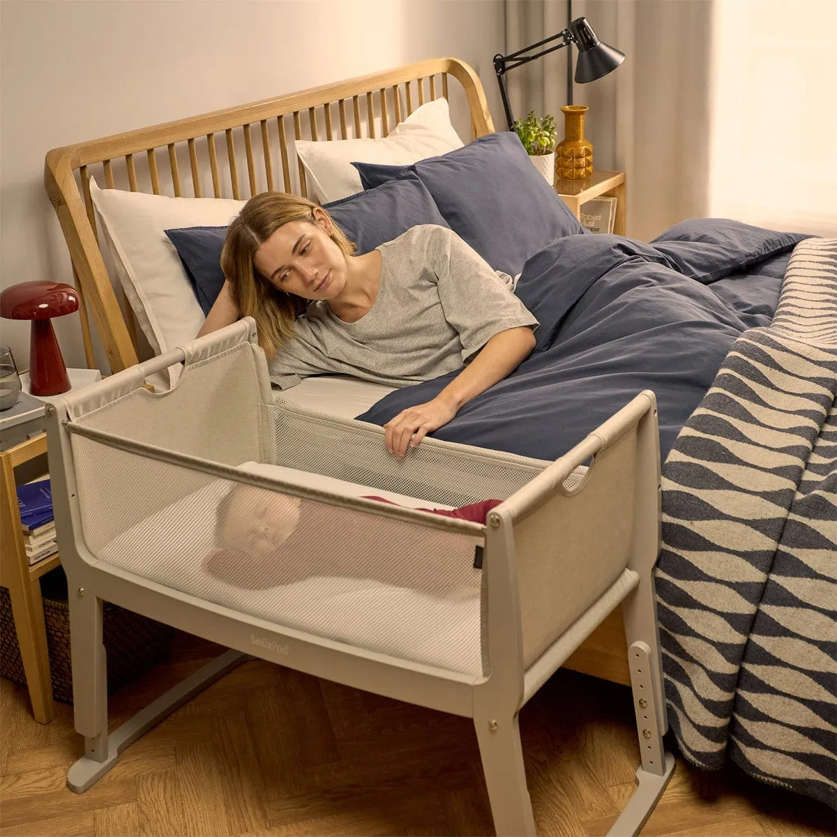 SnuzPod Studio Bedside Crib - New Grey